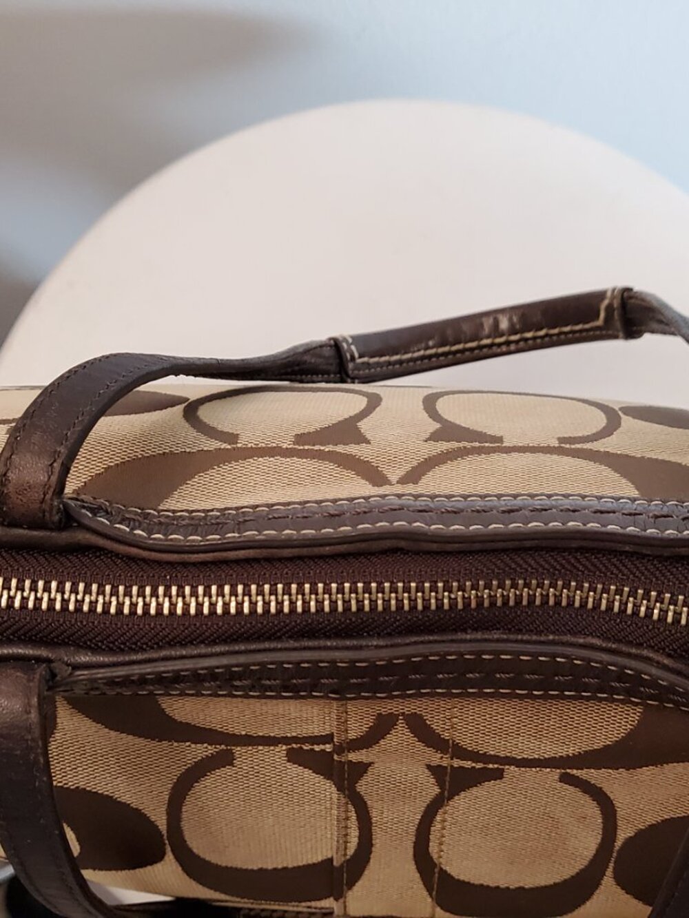 32. COACH SIGNATURE LOGO MEDIUM ZIP TOP SHOULDER BAG BROWN/BEIGE LINED POCKETS - Picture 6 of 8